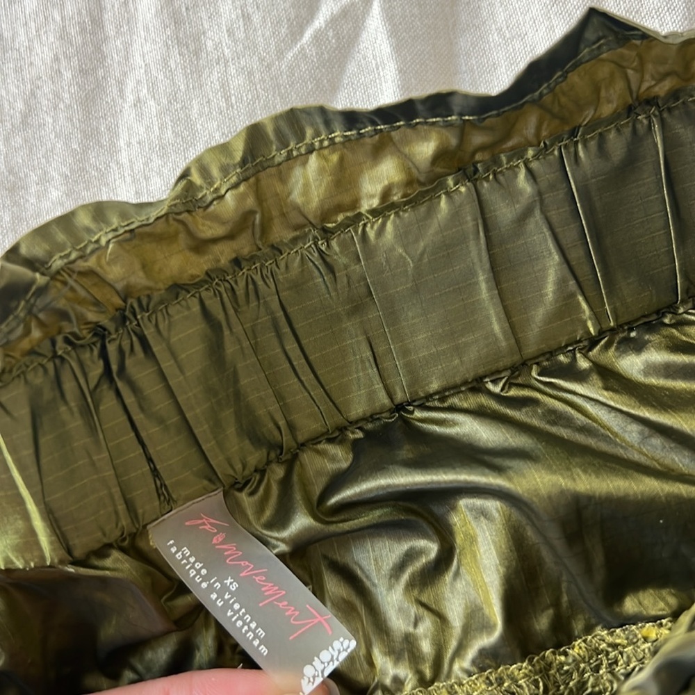 FP Movement Back to the Future Metallic Green Lightweight Parachute Pants XS - Picture 9 of 10